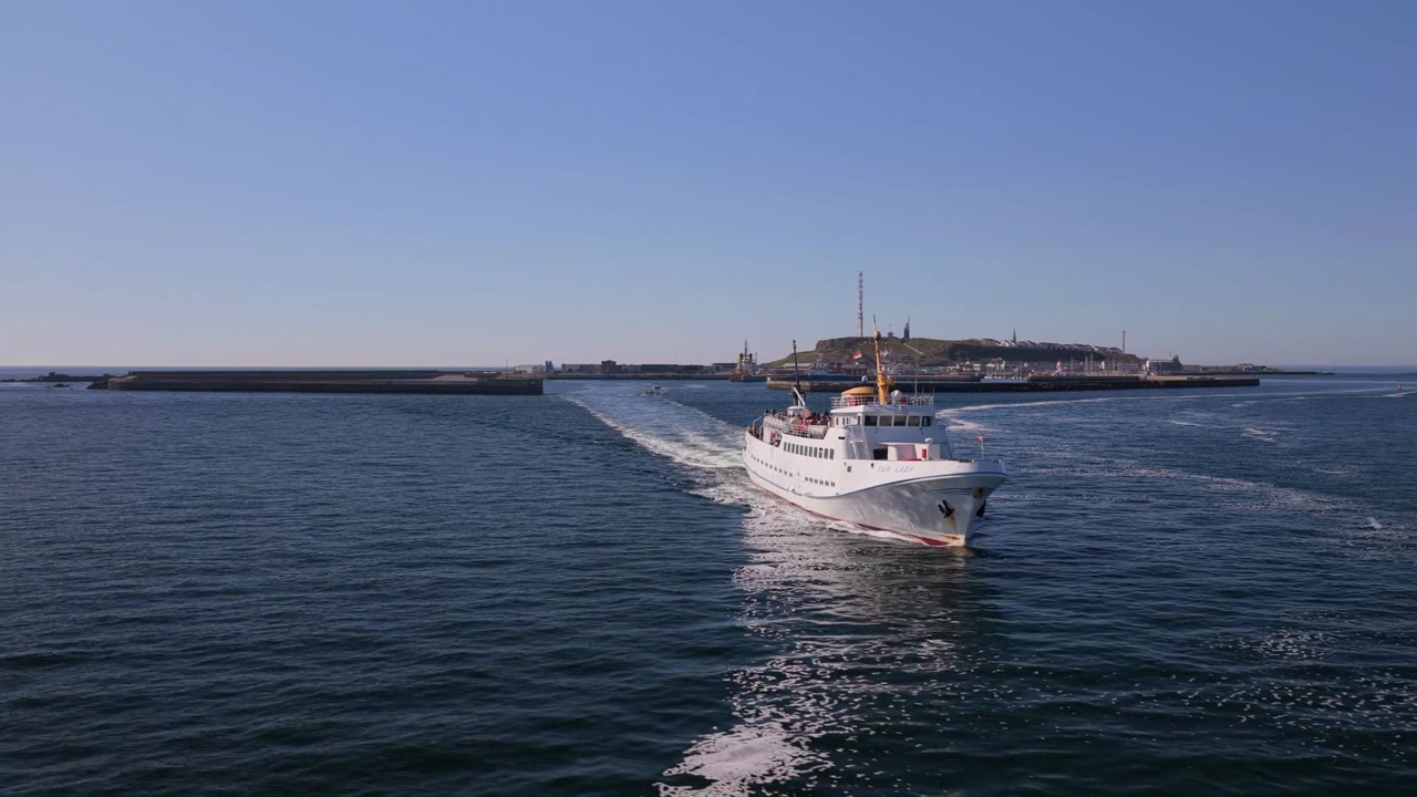 Schiffe vor Helgoland, Mai 2026
